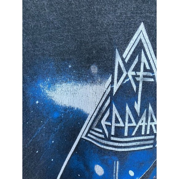 Vintage 2012 Def Leppard On Through The Night Women's Small Distressed  T-Shirt - Picture 9 of 11